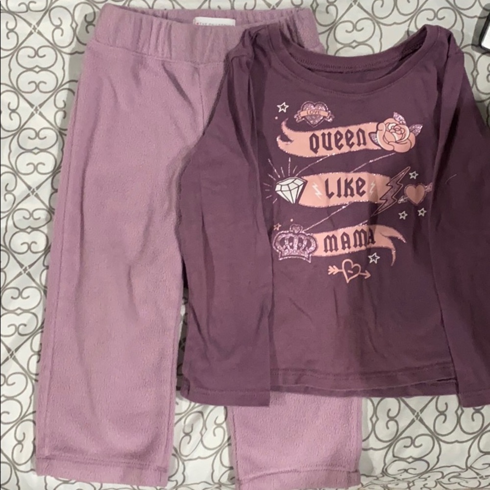 Winter pant with a long sleeve tee